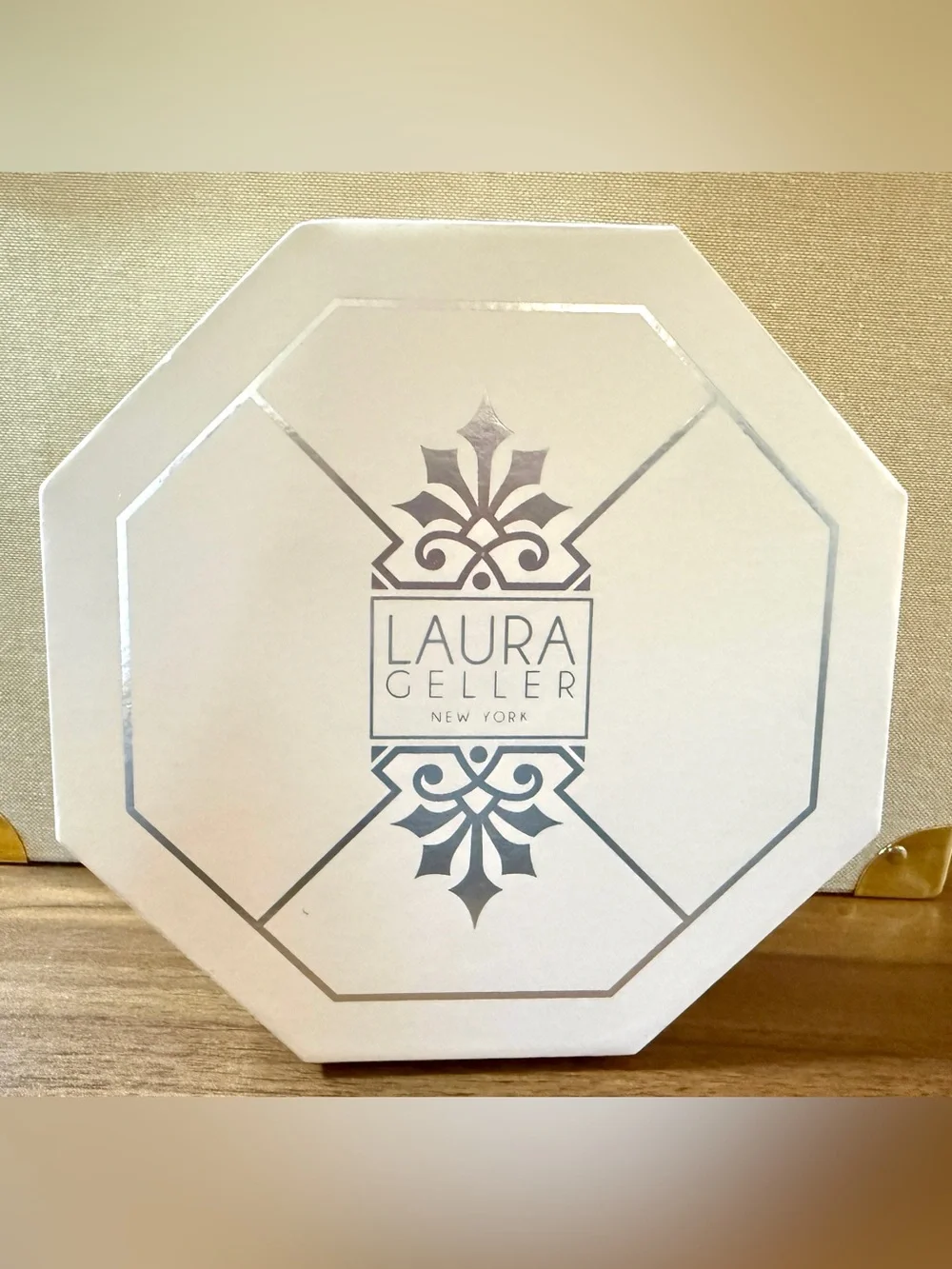 Laura Geller 31 Days Of Holidays Eye Shade Palette - Discontinued Edition (NEW)
